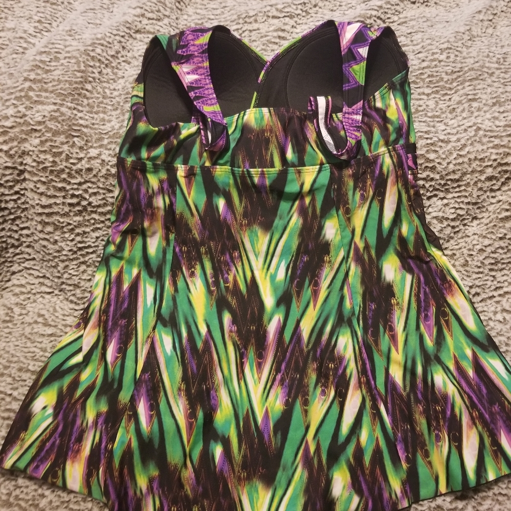Bathing suit - Picture 3 of 4